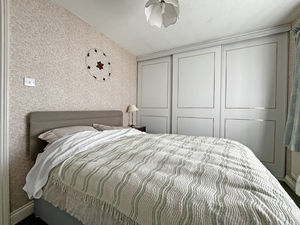 Photo 2- click for photo gallery